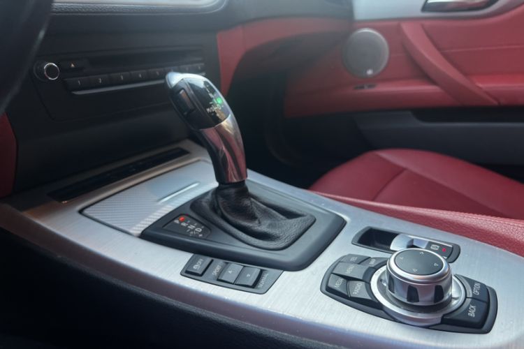 Used BMW Z4 2009 sDrive23i Leading Model Interior 5