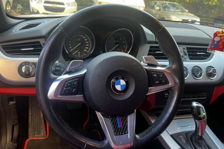 Used BMW Z4 2009 sDrive23i Leading Model Interior 7
