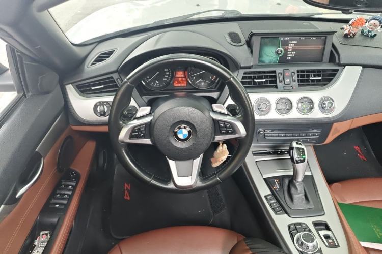 Used BMW Z4 2009 sDrive23i Leading Model Steering Wheel