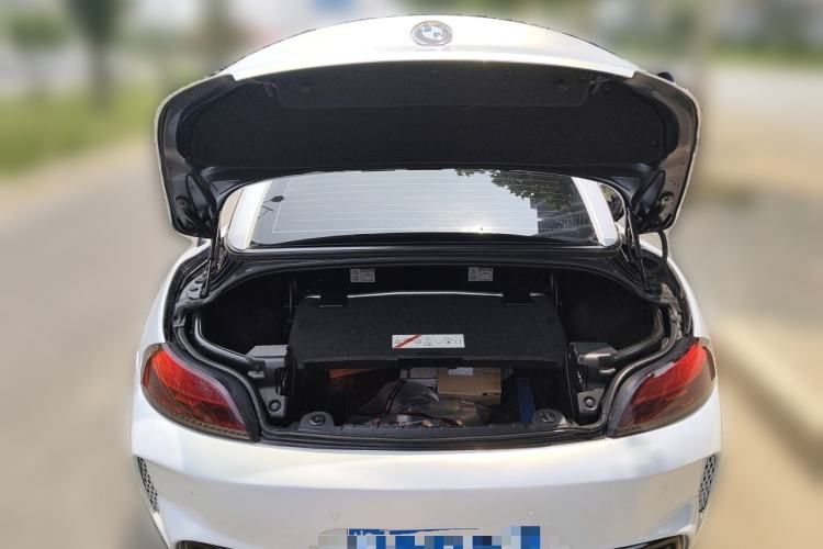 Used BMW Z4 2009 sDrive23i Leading Model Trunk