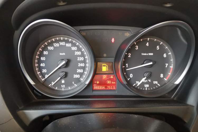 Used BMW Z4 2009 sDrive23i Leading Model Instrument Cluster