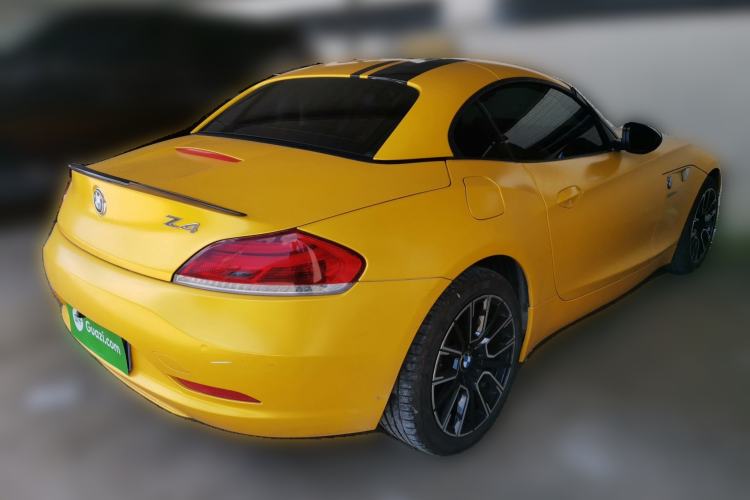 Used BMW Z4 2009 sDrive23i Leading Model Rear Right 45 Deg