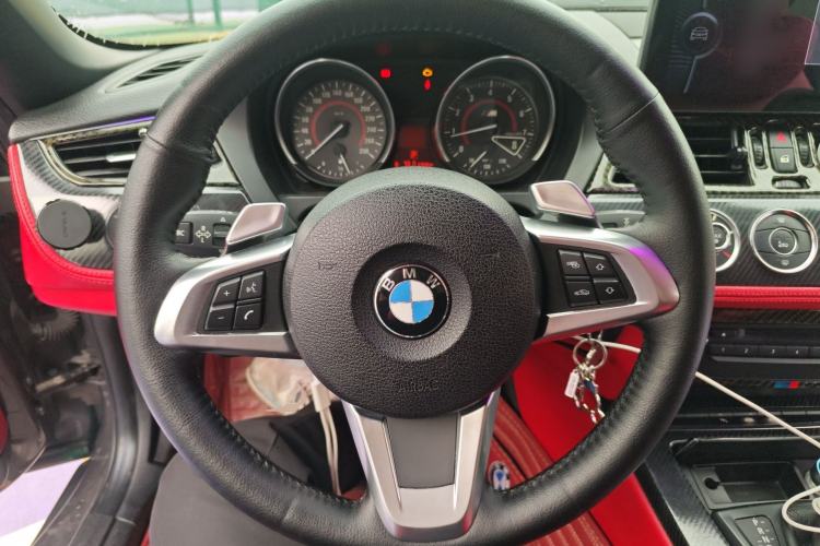 Used BMW Z4 2009 sDrive23i Leading Model Steering Wheel