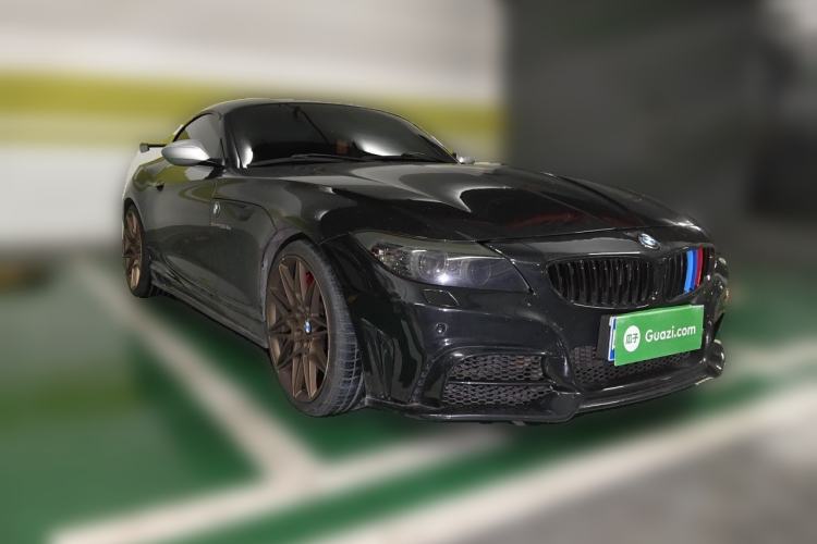 Used BMW Z4  Front Right 45 Deg
