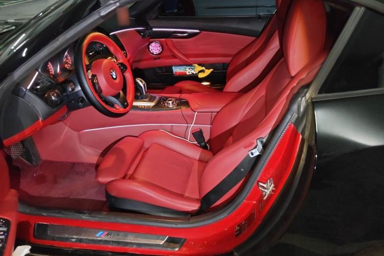 Used BMW Z4  Left Front Seat