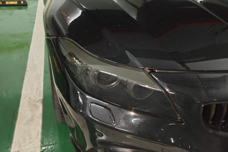 Used BMW Z4  Right Front Headlight