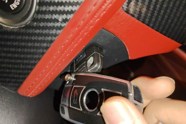 Used BMW Z4  Vehicle Key
