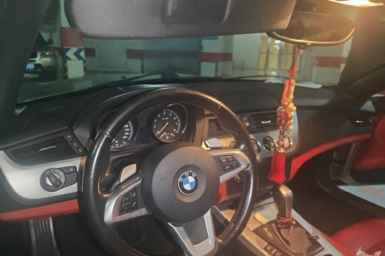 Used BMW Z4 2011 sDrive23i Flame Limited Edition Center Console