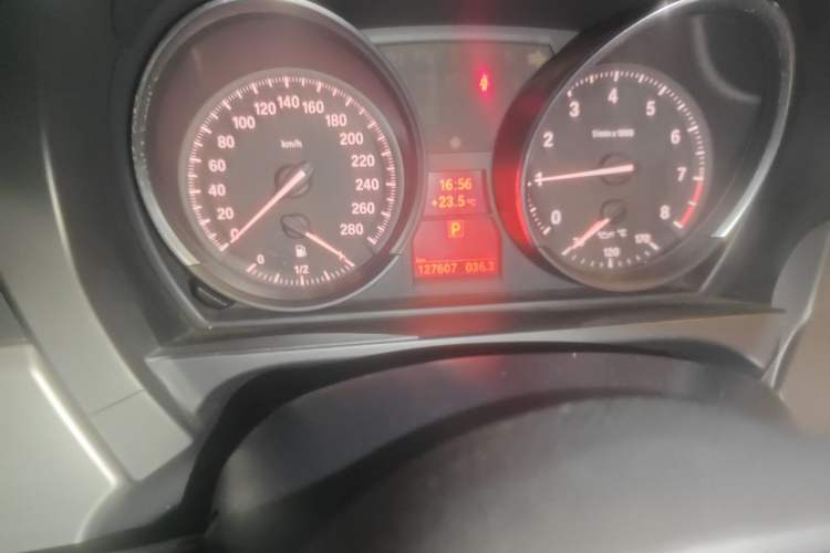 Used BMW Z4 2011 sDrive23i Flame Limited Edition Odometer Close Up