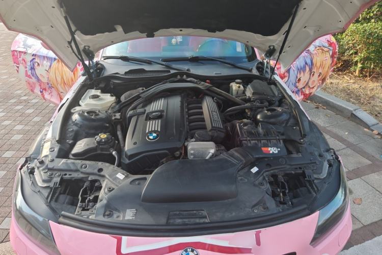 Used BMW Z4 2011 sDrive23i Flame Limited Edition Engine Bay
