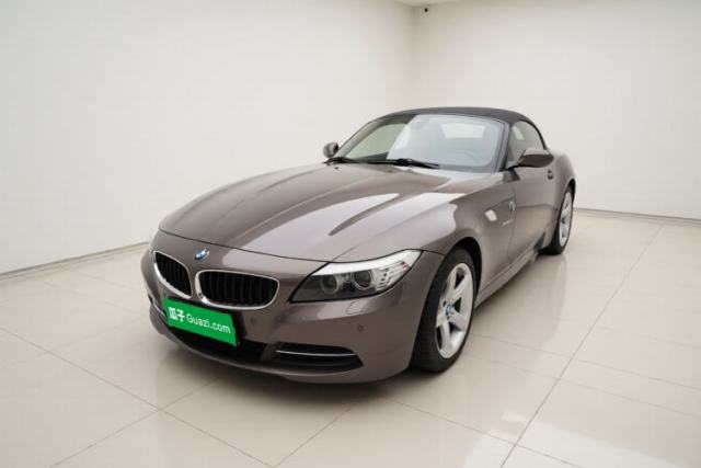 Ojetý BMW Z4 2011 sDrive23i Flame Limited Edition