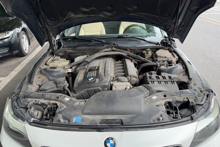 Used BMW Z4 2011 sDrive23i Flame Limited Edition Engine Bay