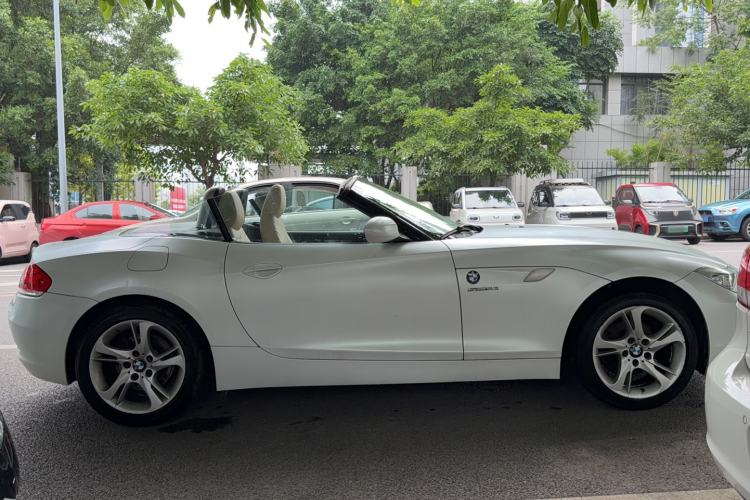 Used BMW Z4 2011 sDrive23i Flame Limited Edition Exterior 3