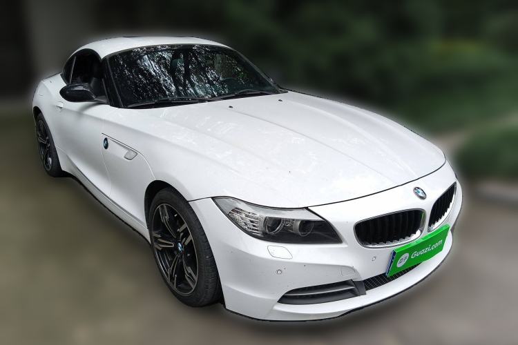 Used BMW Z4 2011 sDrive23i Flame Limited Edition Front Right 45 Deg