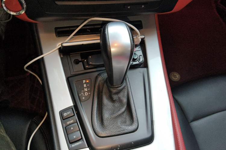 Used BMW Z4 2011 sDrive23i Flame Limited Edition Gear Lever