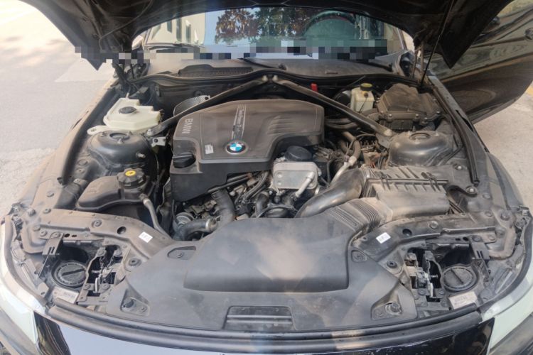 Used BMW Z4 2012 sDrive20i Luxury Model Engine Bay