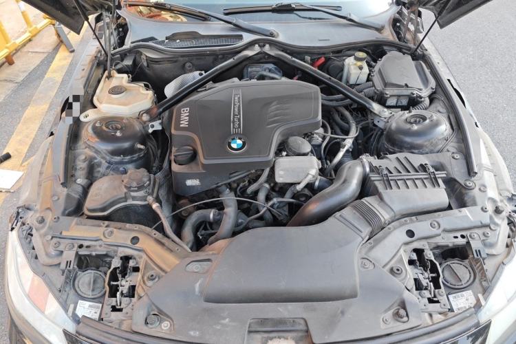 Used BMW Z4 2012 sDrive20i Luxury Model Engine Bay