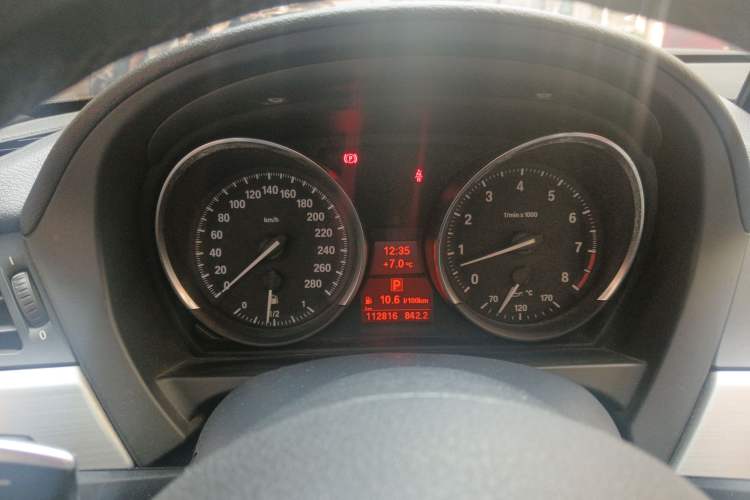 Used BMW Z4 2012 sDrive20i Luxury Model Instrument Cluster