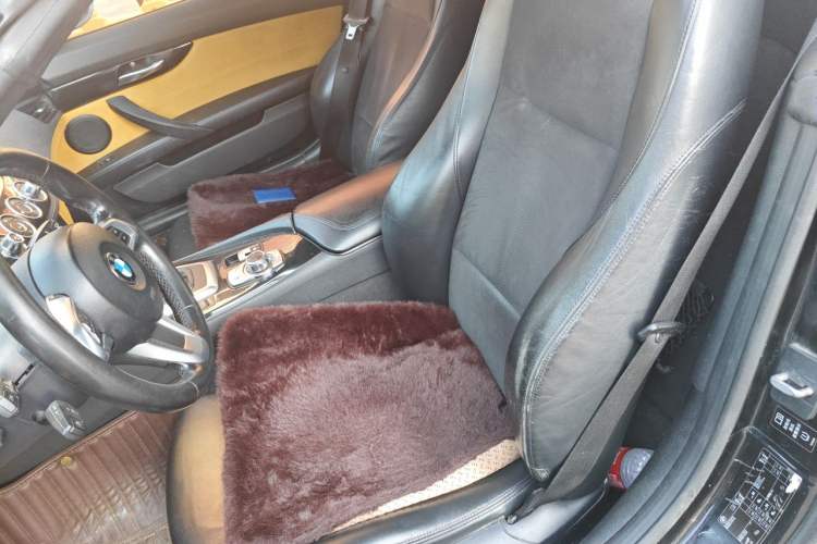 Used BMW Z4 2012 sDrive20i Luxury Model Left Rear Seat