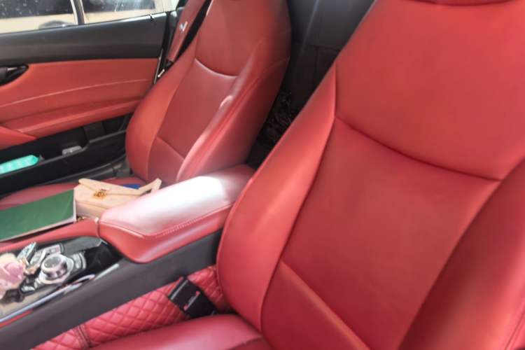 Used BMW Z4 2012 sDrive20i Luxury Model Left Front Seat