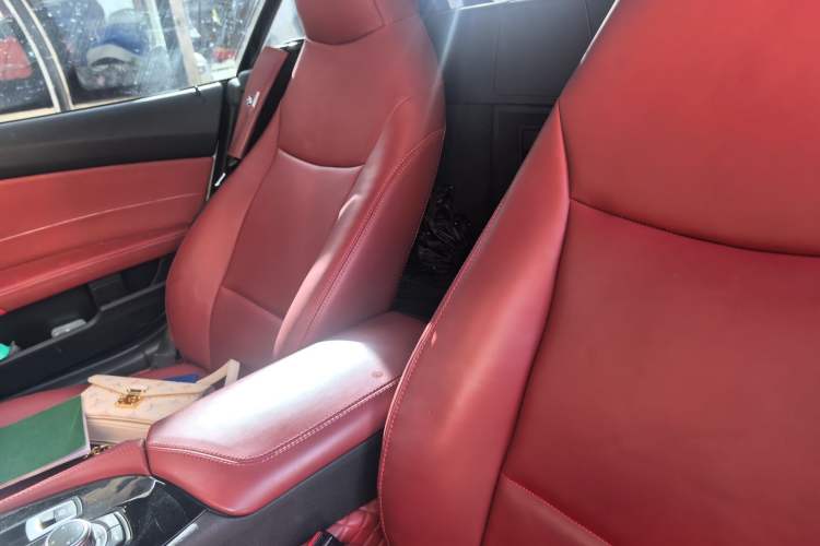 Used BMW Z4 2012 sDrive20i Luxury Model Left Rear Seat