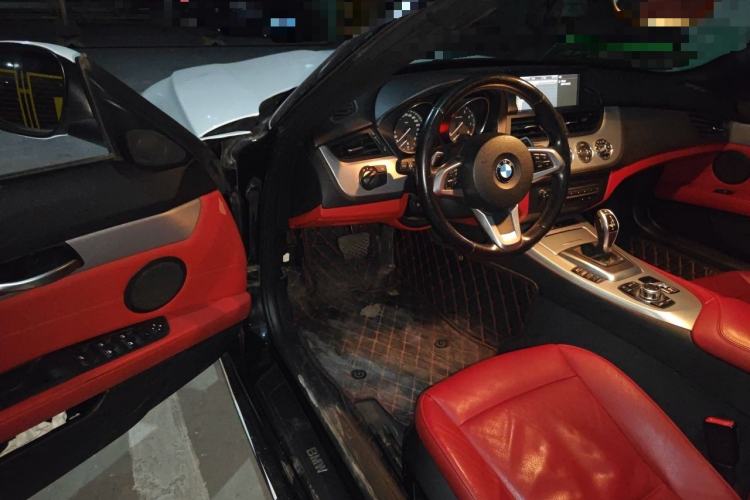 Used BMW Z4 2012 sDrive20i Luxury Model Driver Seat