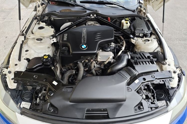 Used BMW Z4 2012 sDrive20i Luxury Model Engine Bay