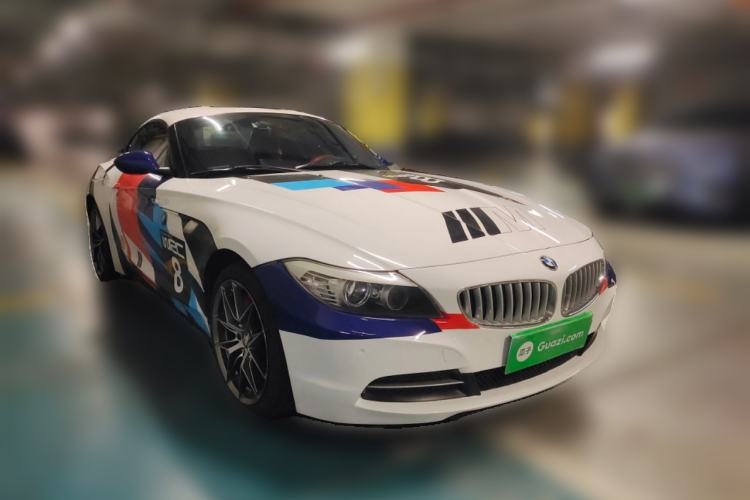 Used BMW Z4 2012 sDrive20i Luxury Model Front Right 45 Deg