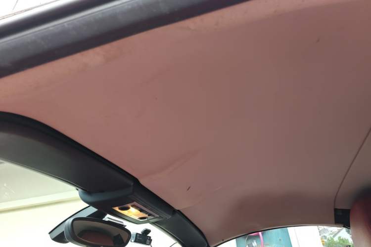 Used BMW Z4 2012 sDrive20i Luxury Model Headliner