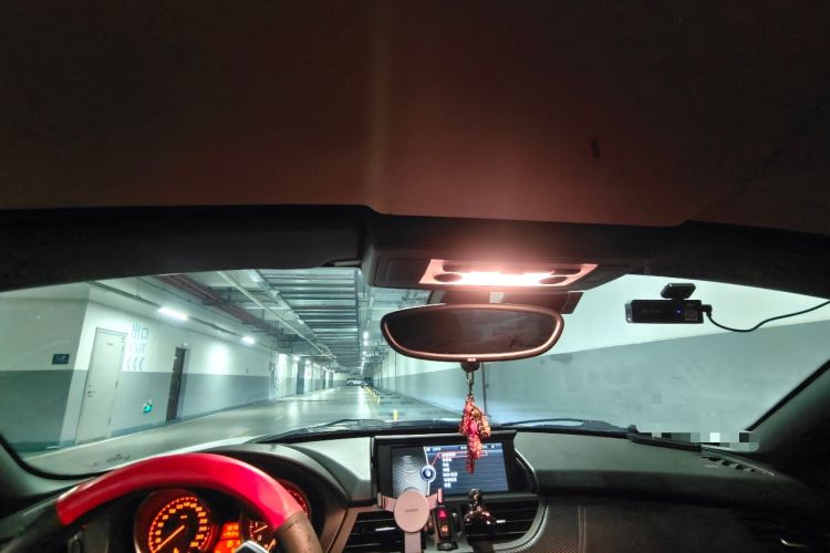 Used BMW Z4 2012 sDrive20i Luxury Model Headliner