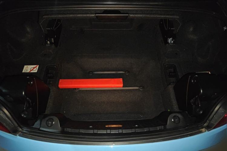 Used BMW Z4 2012 sDrive20i Luxury Model Trunk