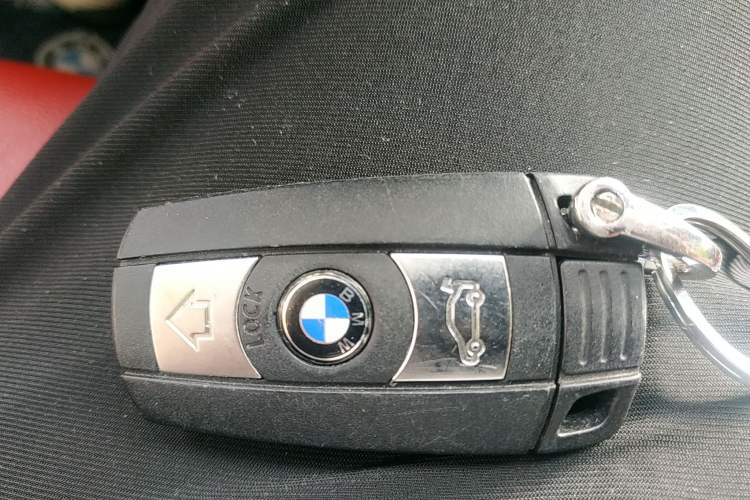 Used BMW Z4 2012 sDrive20i Luxury Model Vehicle Key