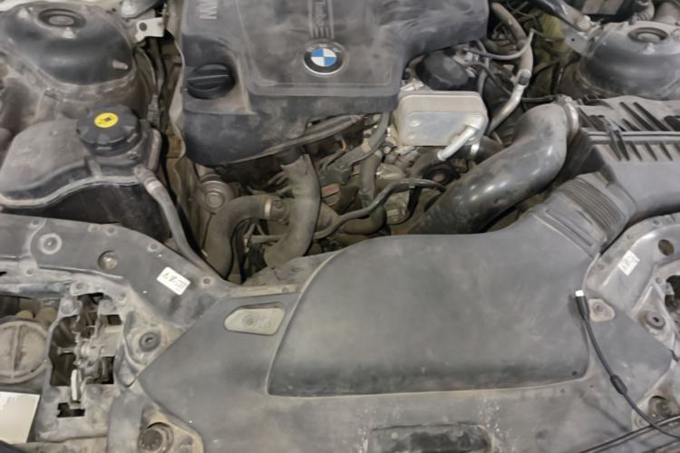 Used BMW Z4 2012 sDrive20i Luxury Model Engine Bay