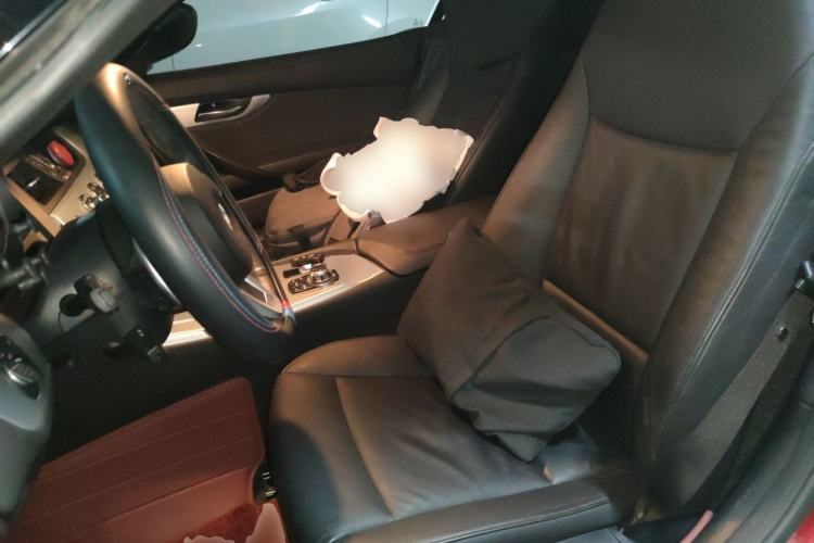 Used BMW Z4 2012 sDrive20i Luxury Model Left Front Seat