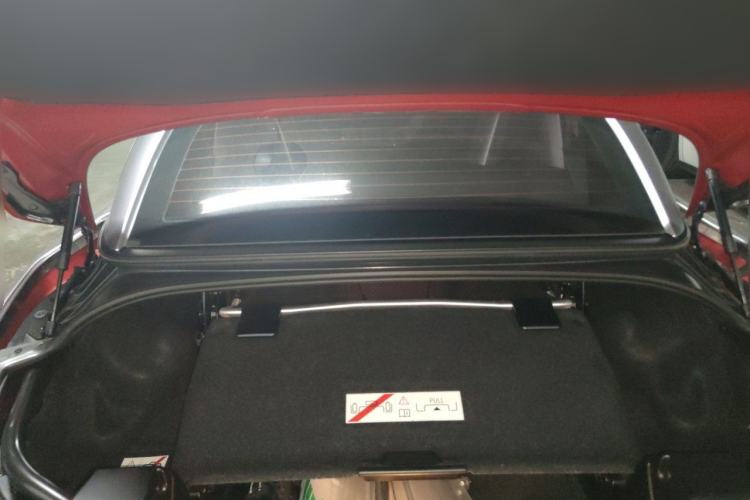 Used BMW Z4 2012 sDrive20i Luxury Model Trunk