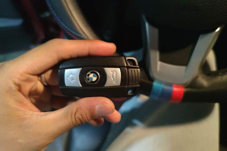 Used BMW Z4 2012 sDrive20i Luxury Model Vehicle Key