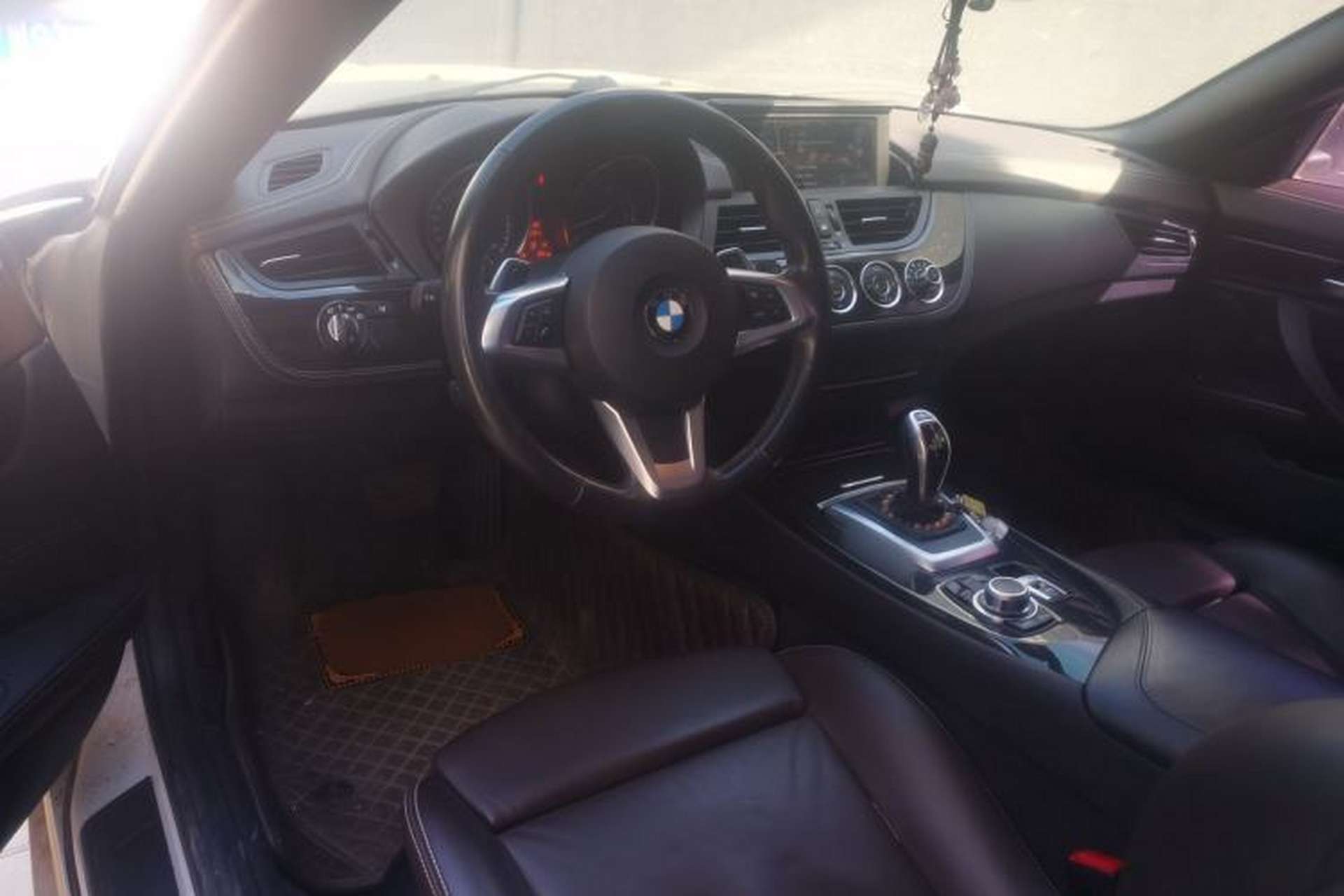 Used BMW Z4 2012 sDrive20i 10th Anniversary Edition Center Console