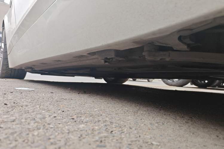 Used BMW Z4 2012 sDrive20i Luxury Model Chassis Rear Left