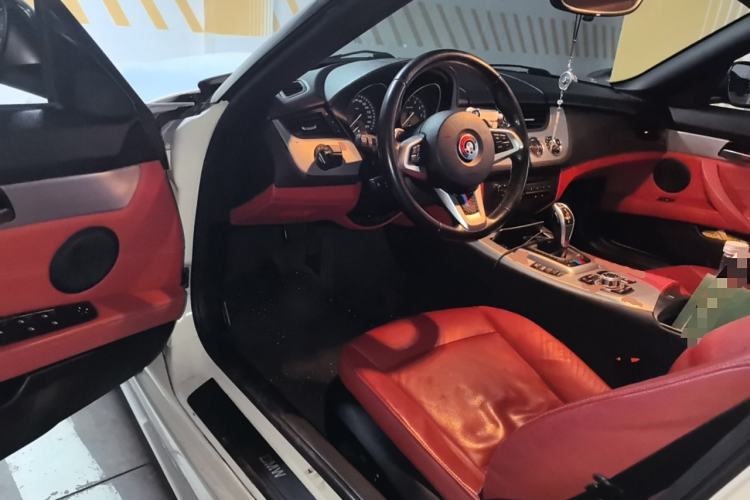 Used BMW Z4 2012 sDrive20i Luxury Model Driver Seat