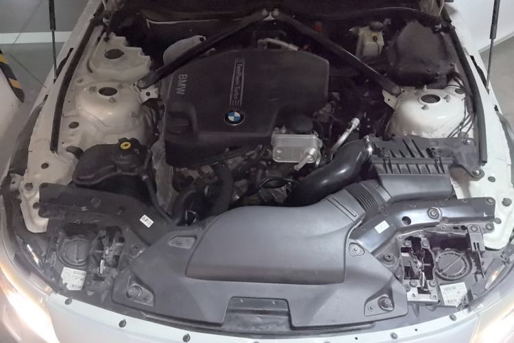Used BMW Z4 2012 sDrive20i Luxury Model Engine Bay