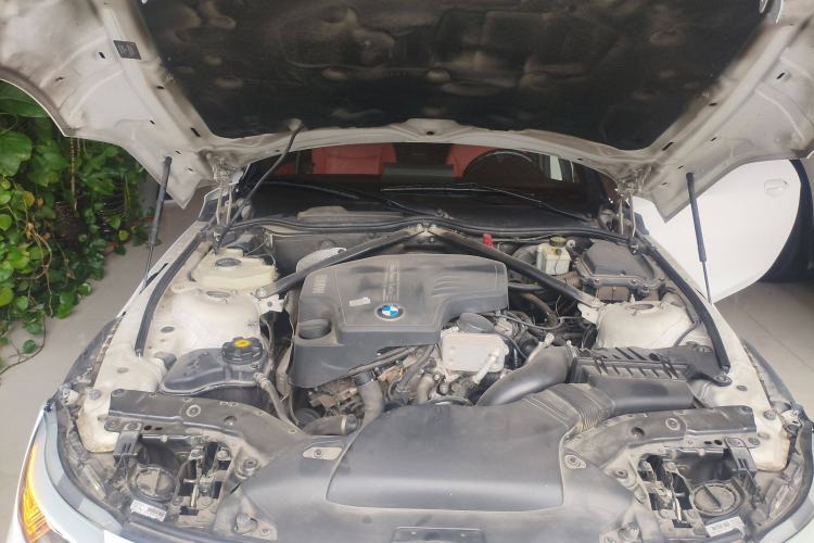 Used BMW Z4 2012 sDrive20i Luxury Model Engine Bay