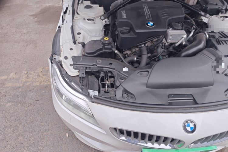 Used BMW Z4 2012 sDrive20i Luxury Model Engine Bay Right