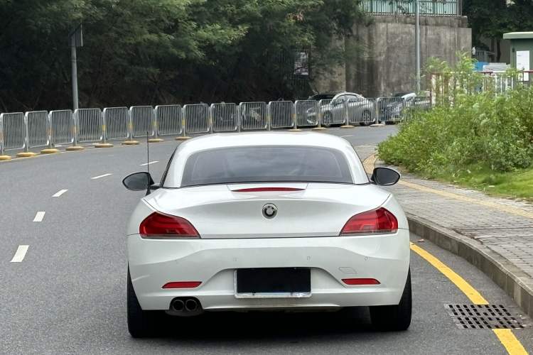 Used BMW Z4 2012 sDrive20i Luxury Model Exterior 10