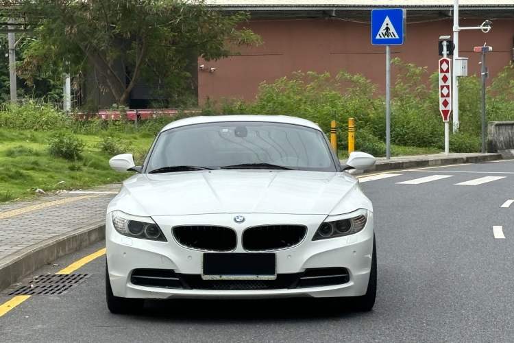 Used BMW Z4 2012 sDrive20i Luxury Model Exterior 14