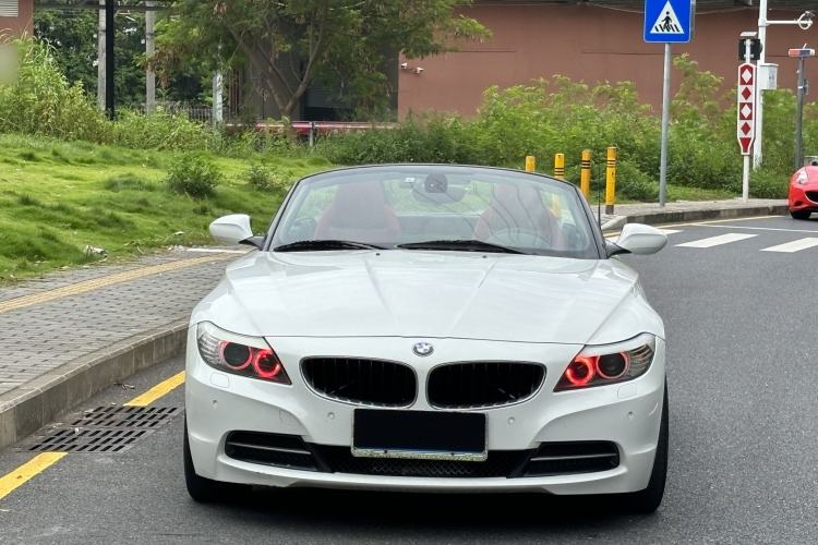 Used BMW Z4 2012 sDrive20i Luxury Model Exterior 8
