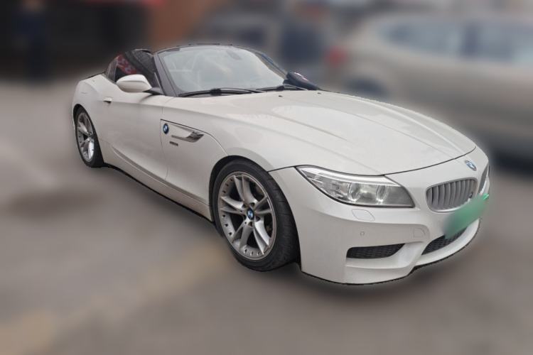 Used BMW Z4 2012 sDrive20i Luxury Model Front Right 45 Deg