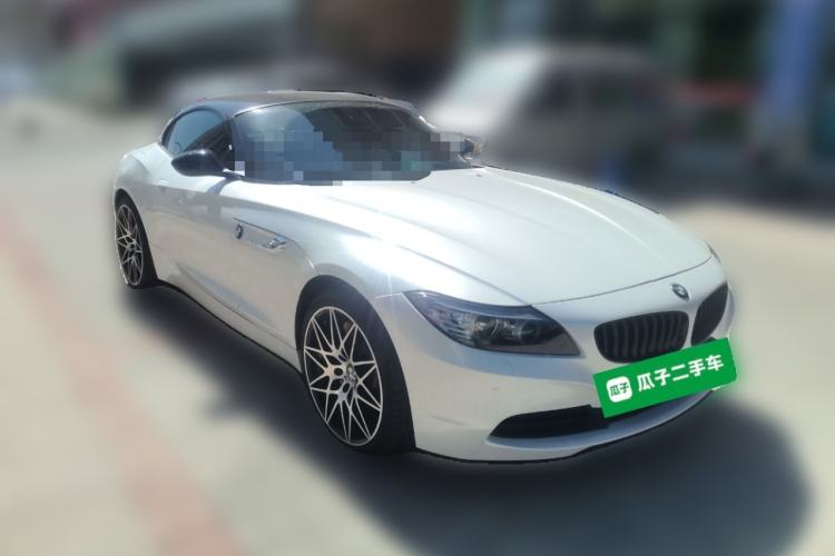 Used BMW Z4 2012 sDrive28i Leading Model Front Right 45 Deg