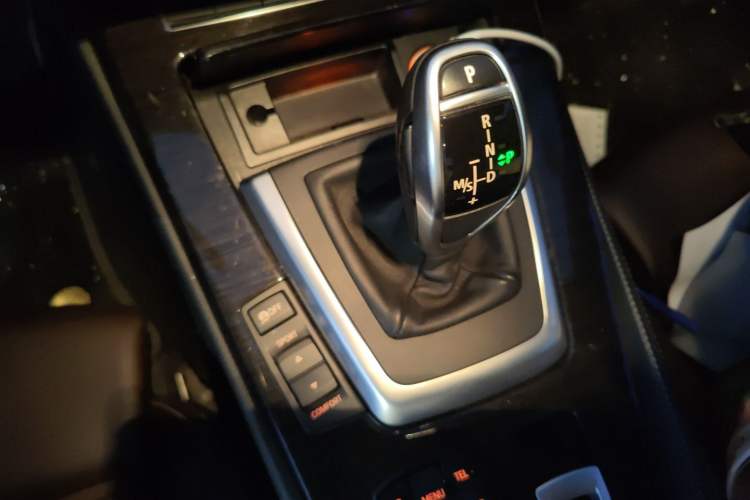 Used BMW Z4 2012 sDrive20i 10th Anniversary Edition Gear Lever