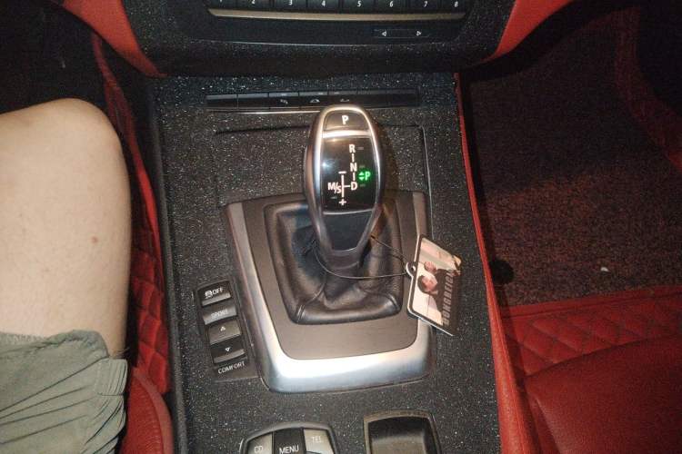 Used BMW Z4 2012 sDrive20i Luxury Model Gear Lever