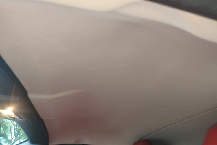 Used BMW Z4 2012 sDrive20i Luxury Model Headliner